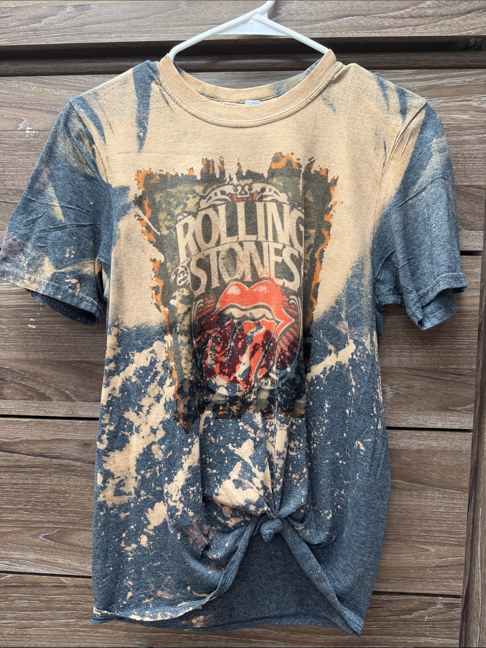 the Rolling Stones Kids Tie-Dye Graphic Tee - Tan & Charcoal